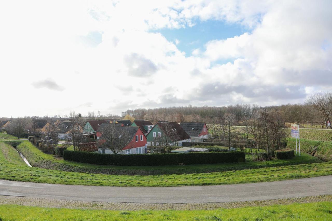 Vakantiewoning 114 In Villapark De Oesterbaai Вемелдинге Екстериор снимка